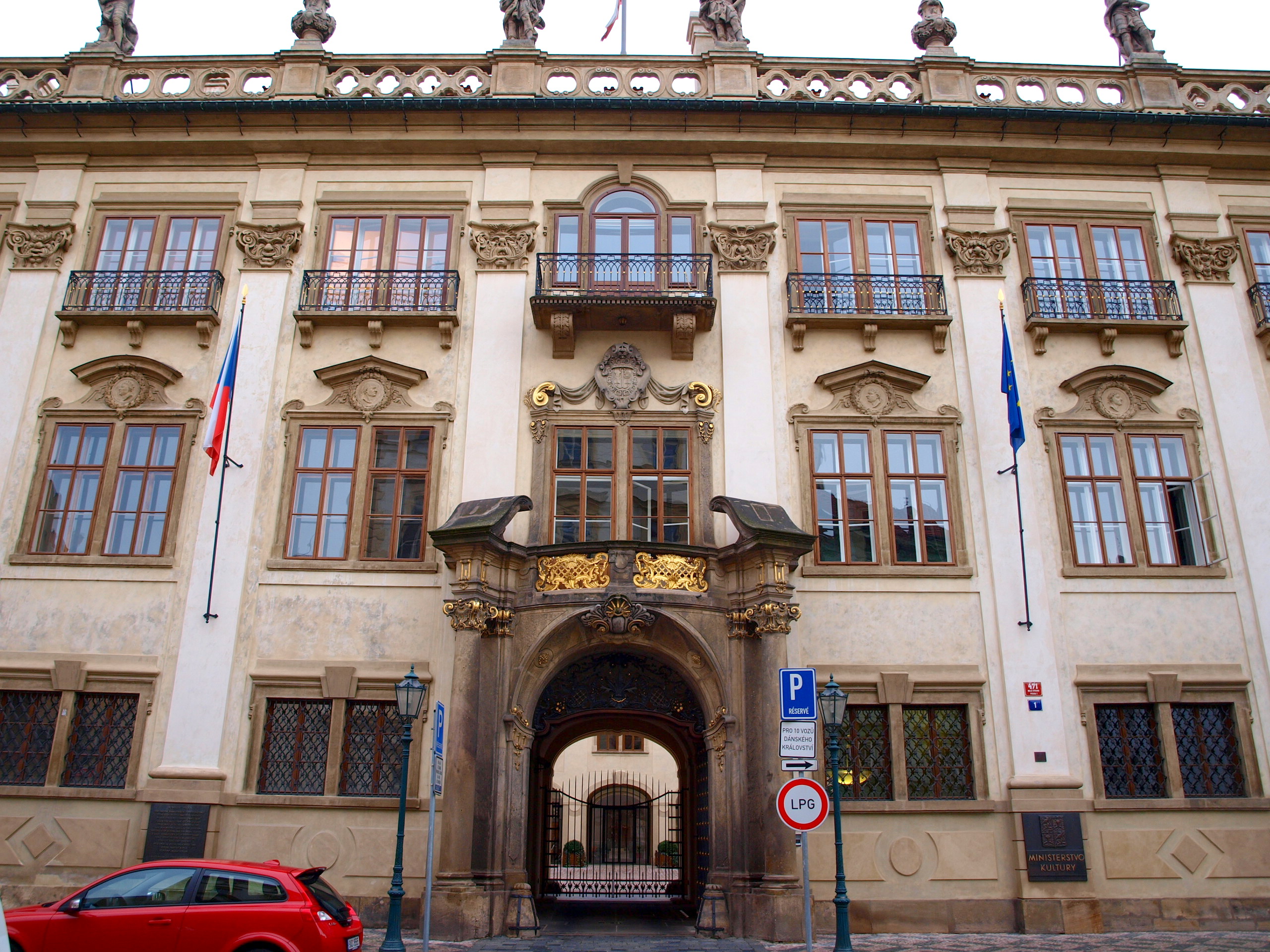 Nosticův palác - sídlo Ministerstva kultury 