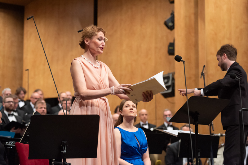 Oratorium Král David Arthura Honeggera znělo v Ostravě na Mezinárodním hudebním festivalu Leoše Janáčka - Kateřina Kněžíková, Markéta Cukrová