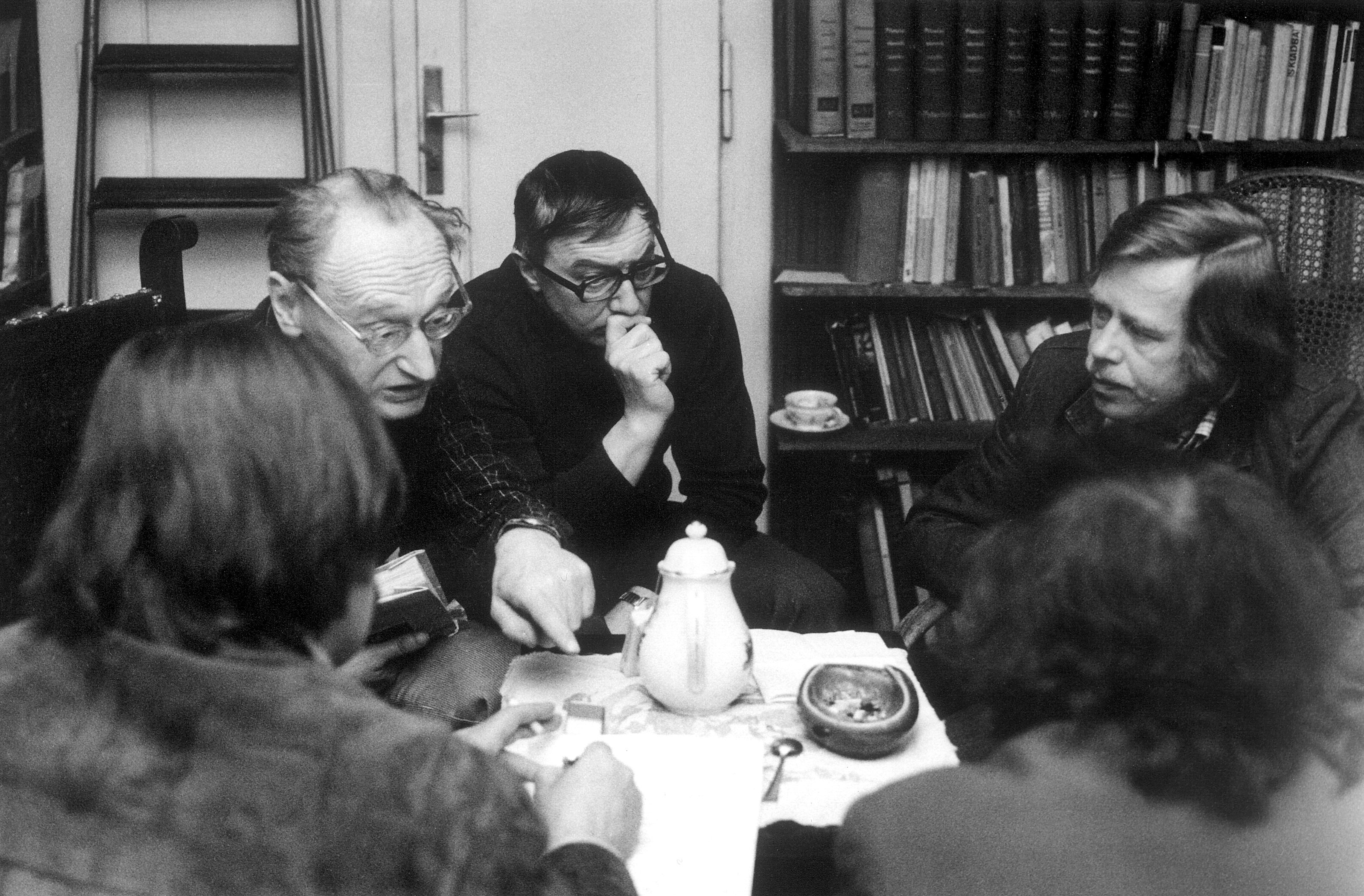 Jiří Hájek, Ladislav Hejdánek, Václav Havel (1979)