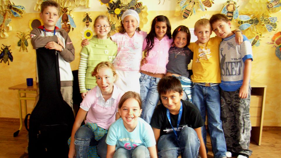 Děti ze Základní školy v Rybitví si připravují vystoupení na oslavy výročí obce