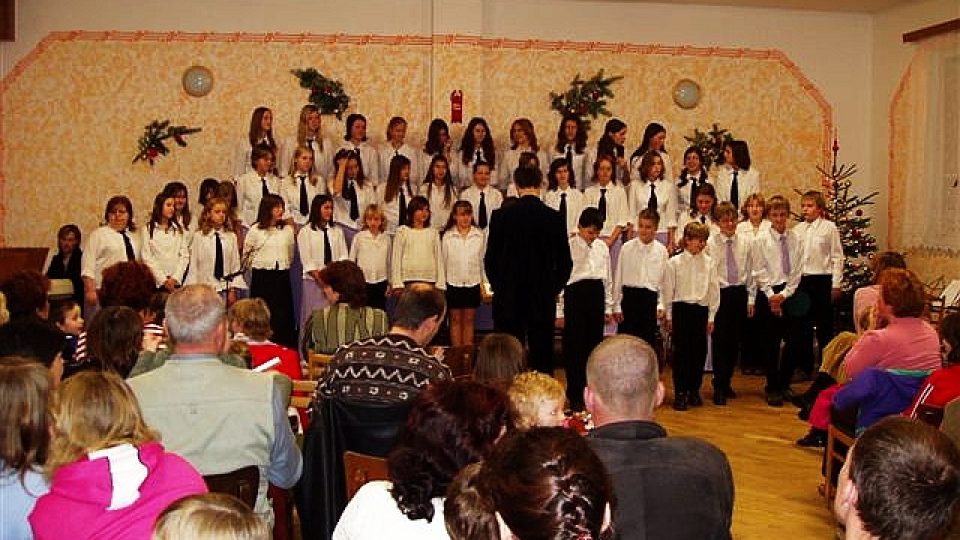 Tradiční vánoční koncert v Kulturním domě v Dřeveši
