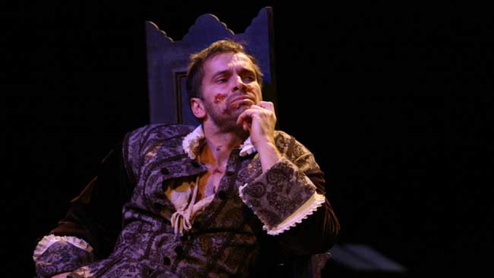 Ať žije královna!