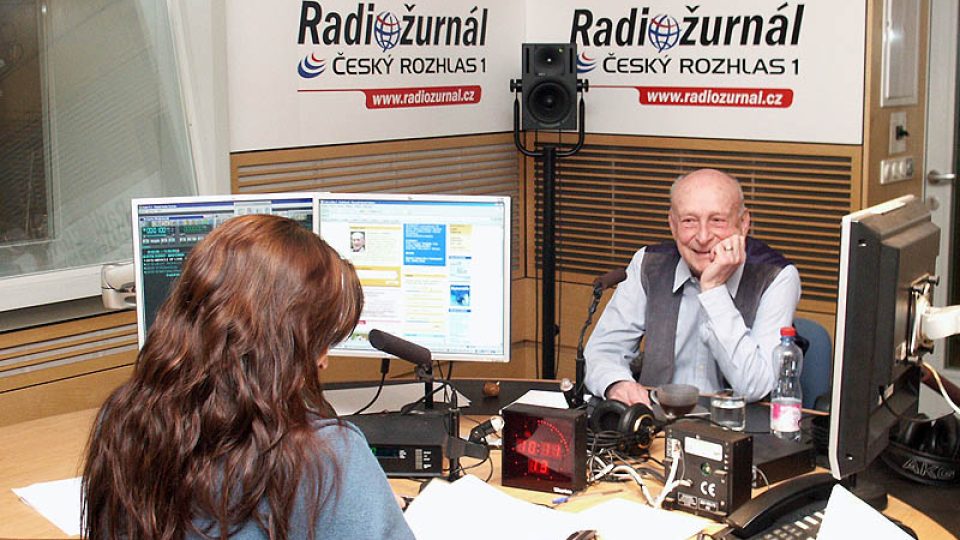Stanislav Zindulka ve studiu Radiožurnálu