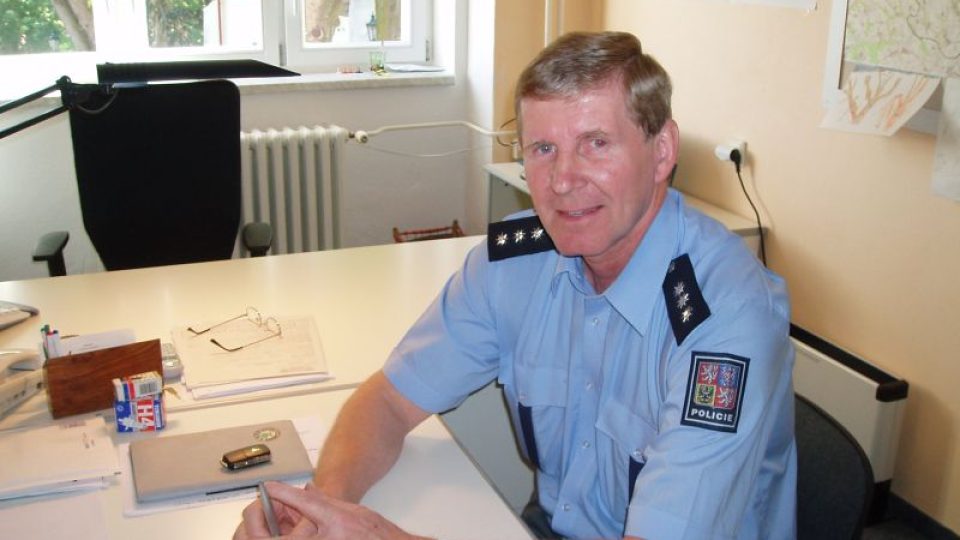 Velitel policistů v Bělé pod Bezdězem Josef Houžvic
