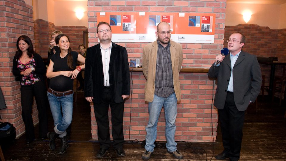 Zleva: P. Hanzelková, I. Jonášová, R. Tamchyna, M. Bobek, L. Veverka