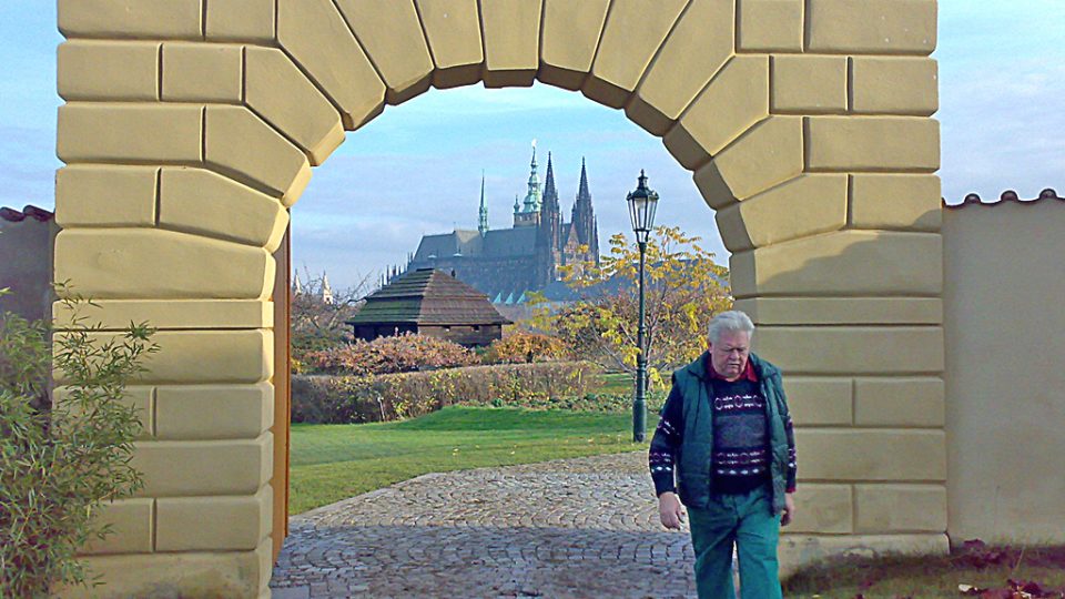 Pražský hrad a včelín, spolu s Jiřím Šusterem