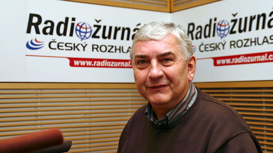 oblíbený český herec Miroslav Donutil