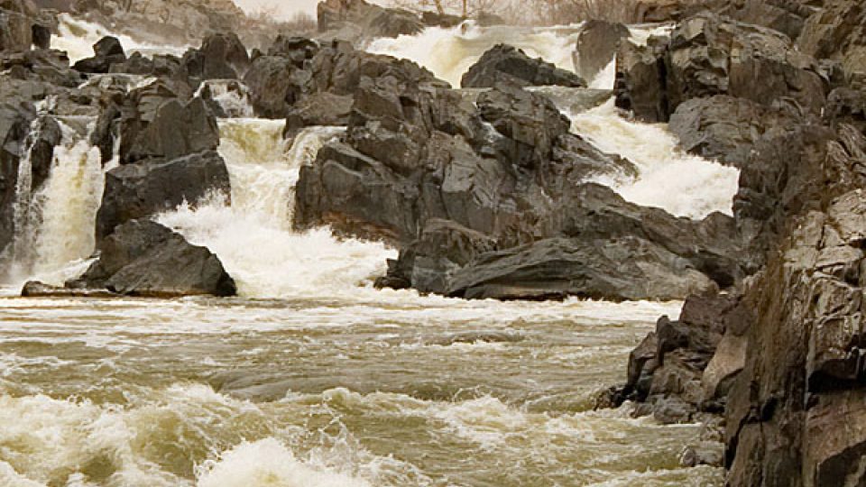 Divoká voda na řece Potomac