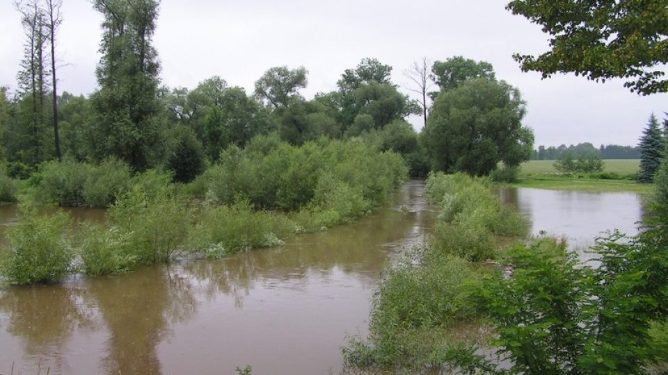 Rozvodněná Malše v Plavu u Českých Budějovic