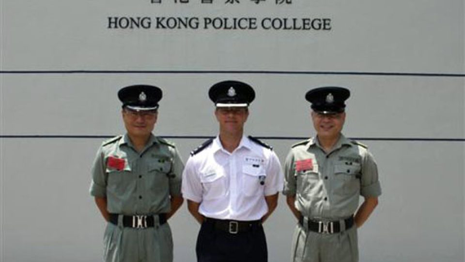 Velitel Bradley Wright (uprostřed)