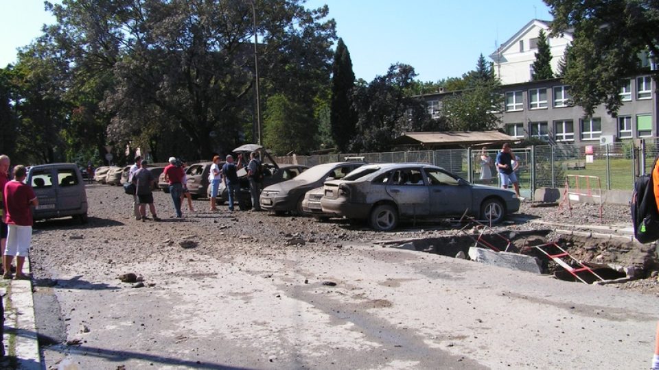 Výbuch parovodu v centru Českých Budějovic