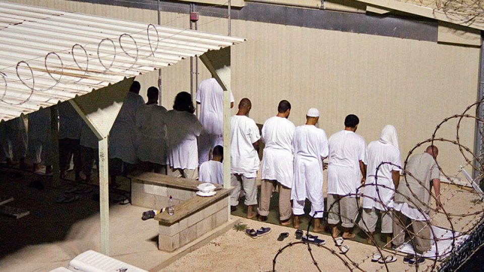Společná modlitba vězňů