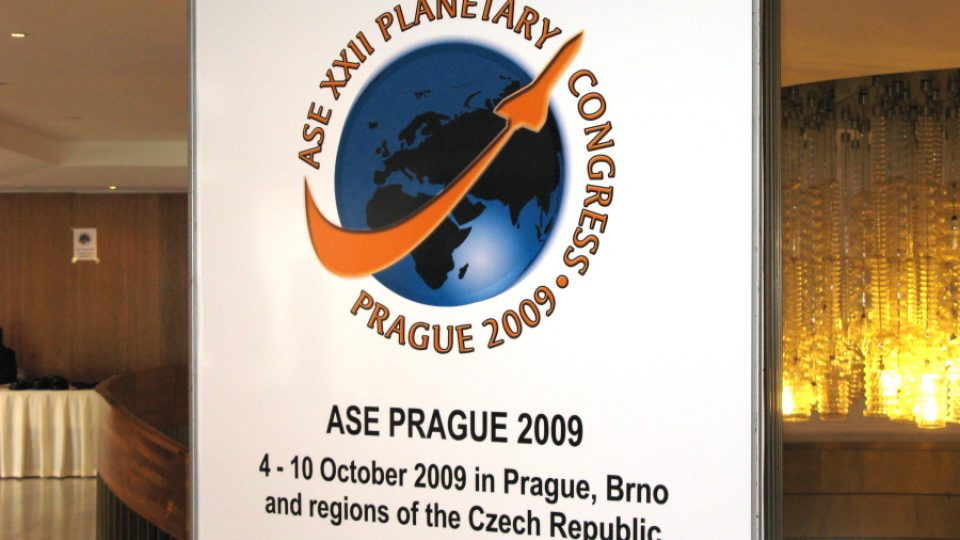 Mezinárodní kongres účastníků kosmických letů v Praze