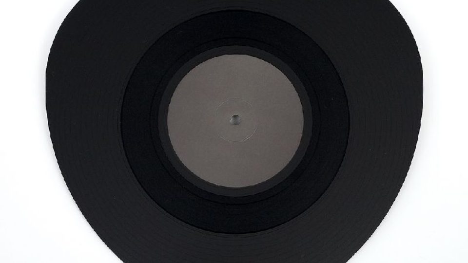 Loděnice na Berounsku se pyšní největší výrobou gramofonových desek ve světě