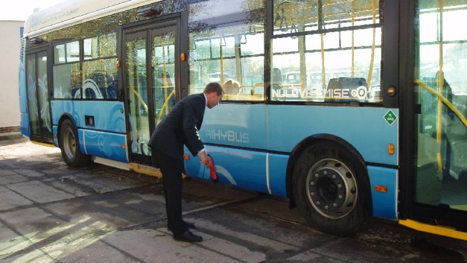 Vodíkový autobus v Neratovicích