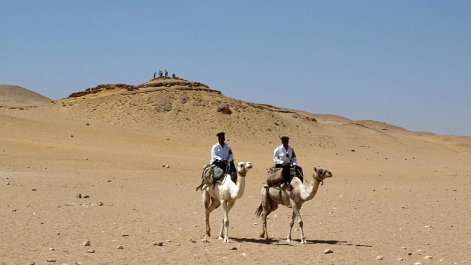 Egyptská policie na velbloudech