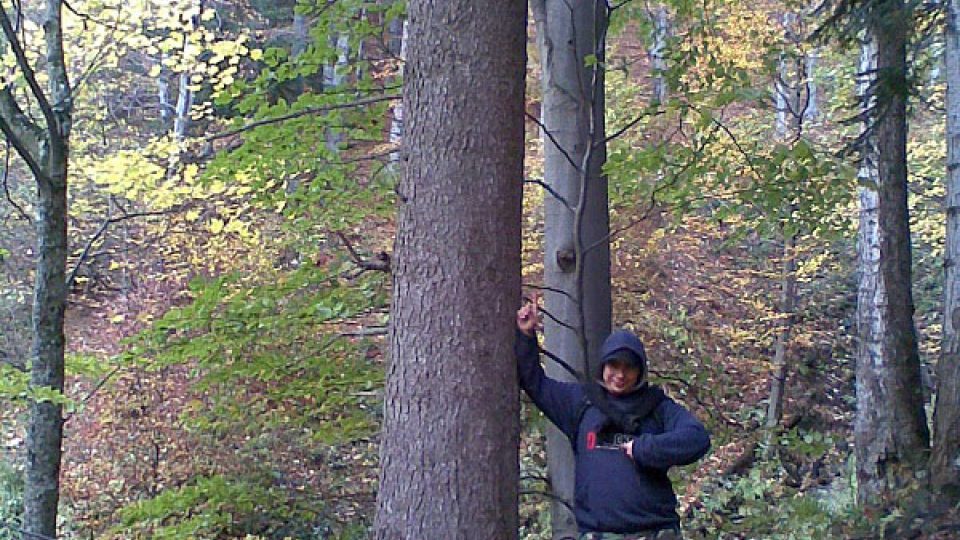 Marek Juruš u svého stromu