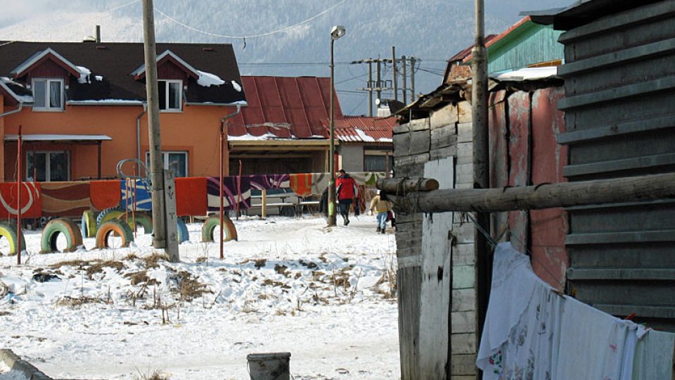 Romská osada u slovenské obce Rakúsy