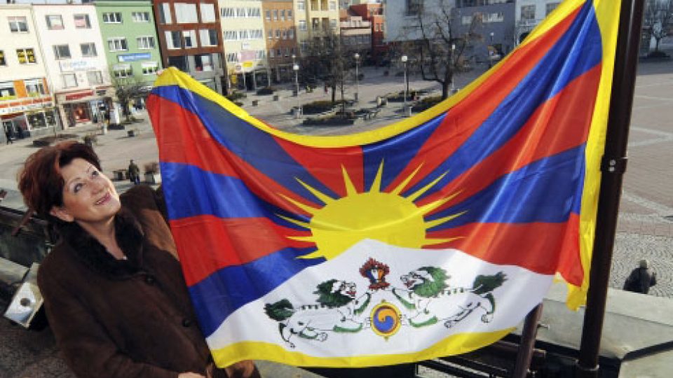 Vlajka Tibetu zavlála také na zlínské radnici