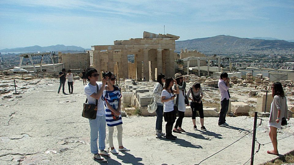 Asijská výprava na aténské Akropoli