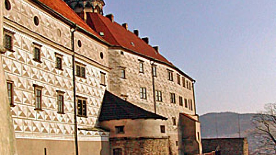 Náchodský zámek byl původně hrad