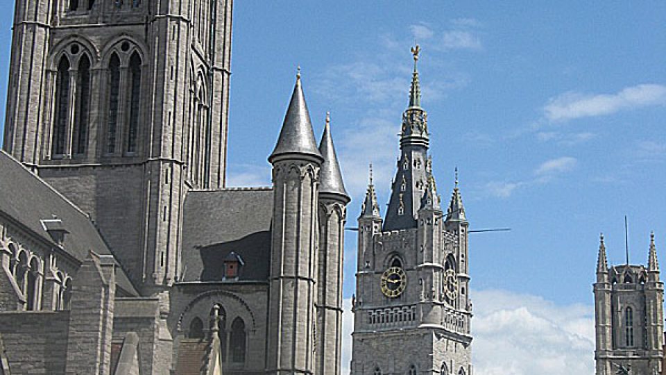 Tři věže dominují Gentu