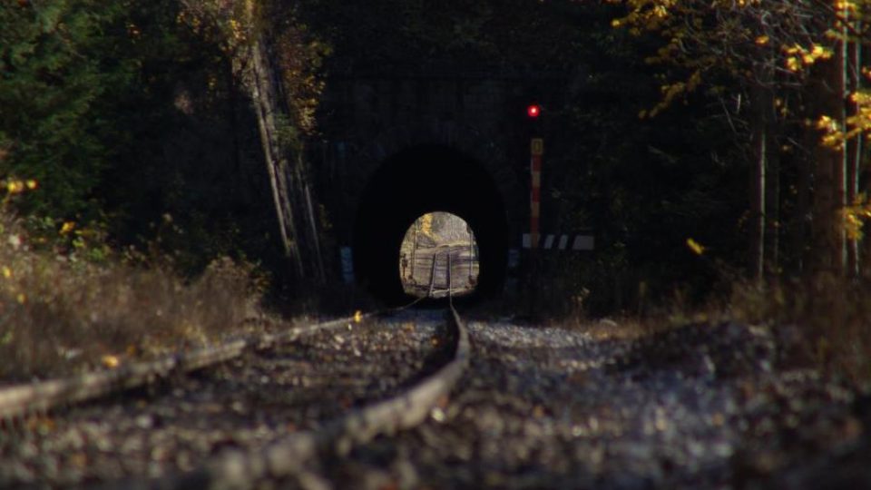 Jeden z kratších tunelů