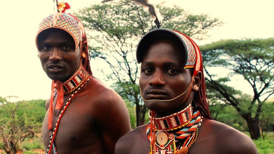 Bojovníci kmene Samburu zvaní Morani