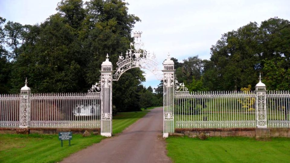 Vstup do parku zámku Cholmondeley