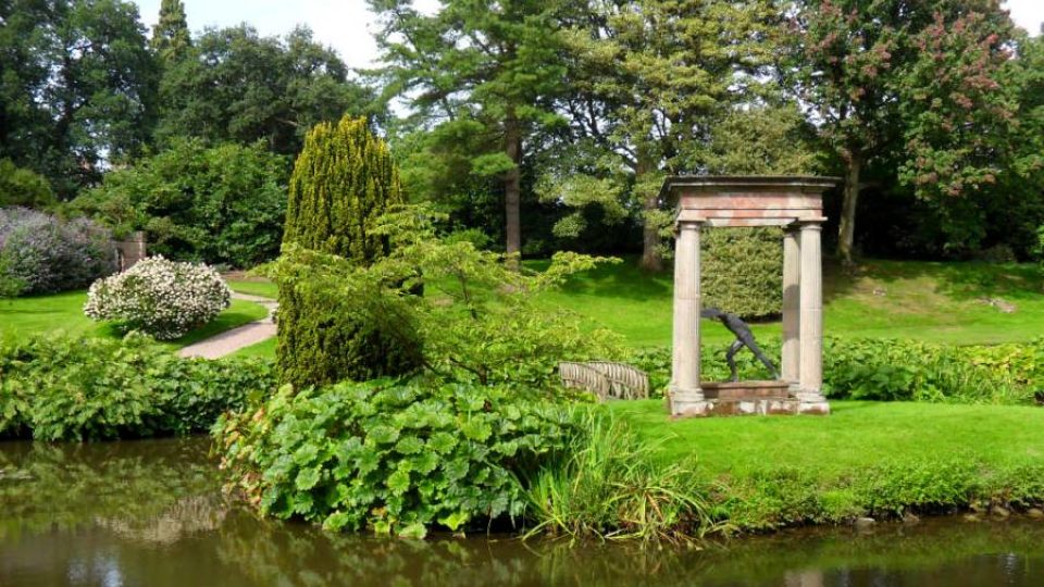 Zahrada zámku Cholmondeley