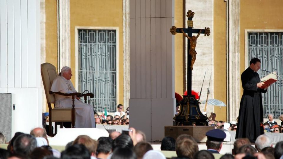 Papež Benedikt XVI. při generální audienci