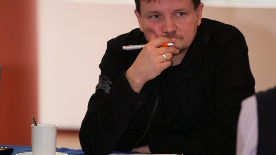 Porota IV. soutěžní kategorie (scénárista, moderátor a reportér Miroslav Vaňura)