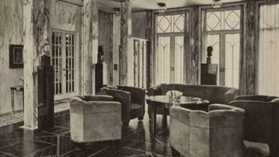 Pohled do haly paláce Stoclet, převzato z časopisu Moderne Bauformen, 1914, č. 13