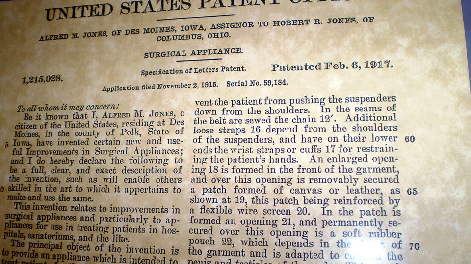 Patentní listina z USA pro „zdravotní pomůcku“ pro chlapce z roku 1917