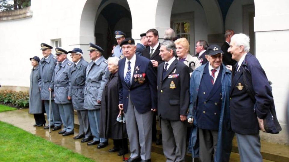 Opravdových pamětníků příchodu československých letců do Velké Británie před 70 lety už mnoho není