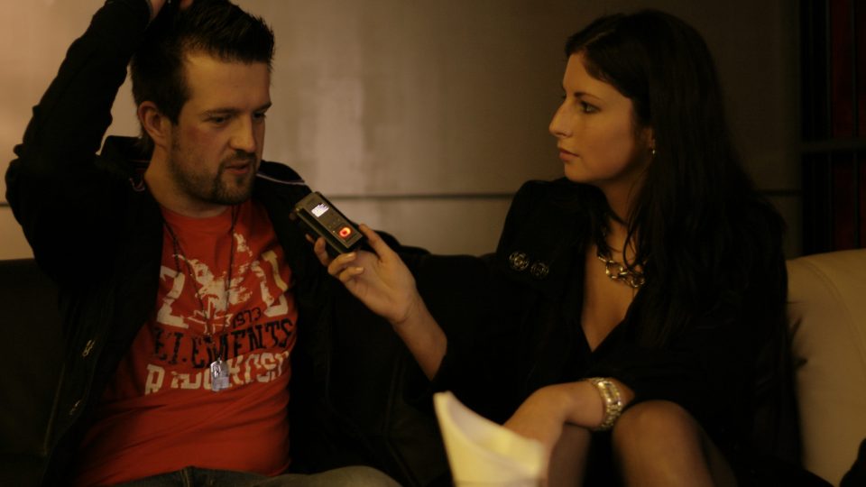 Frontman Jan J. Nedvěd  a redaktorka Denisa Jeřábková