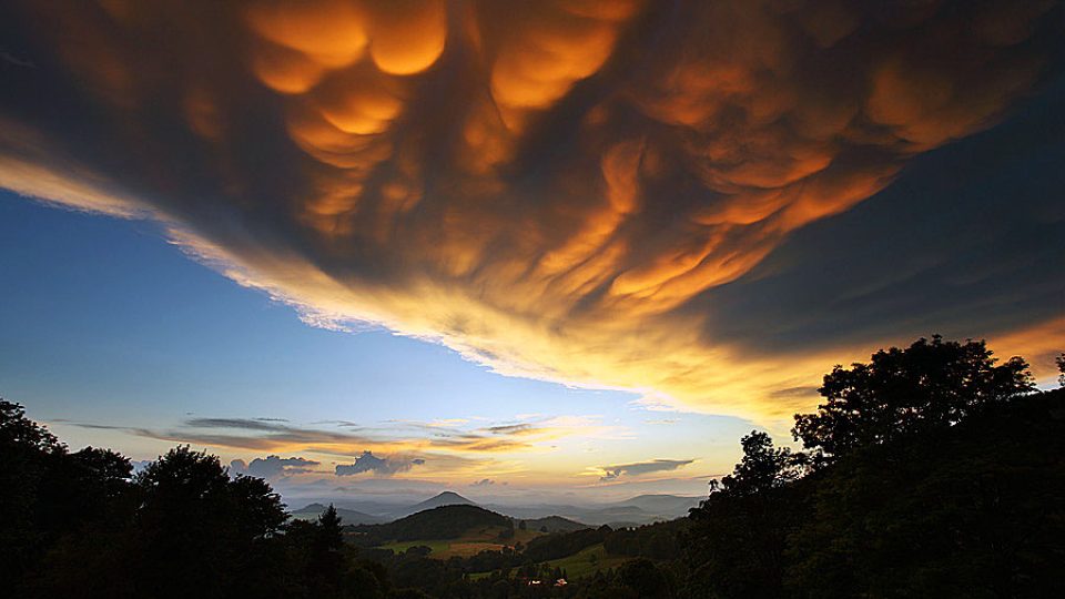 Oblaka nad Národním parkem České Švýcarsko