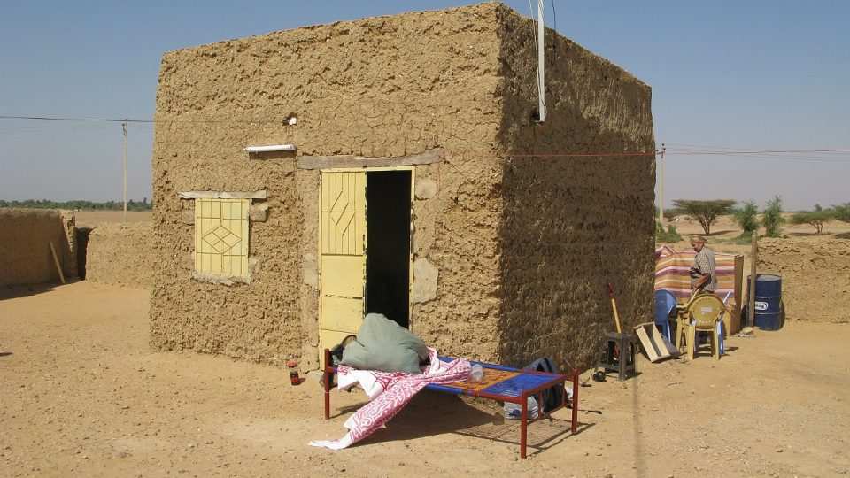 3. Obytný dům ve Wad Ben Naga, který expedici slouží jako sklad