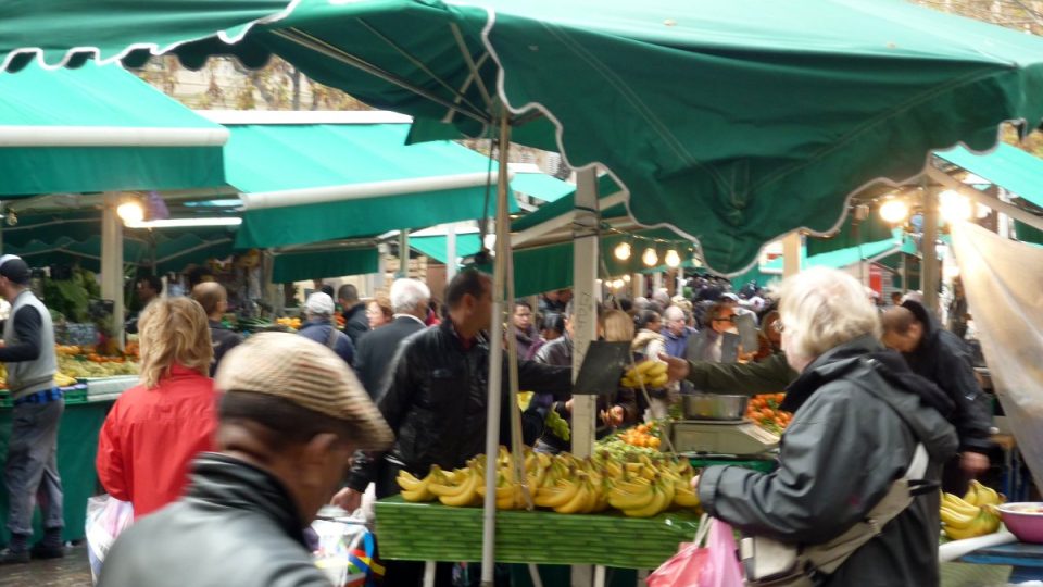 Tržiště příznačně zvané U Zlodějů najdete přímo v centru Marseille