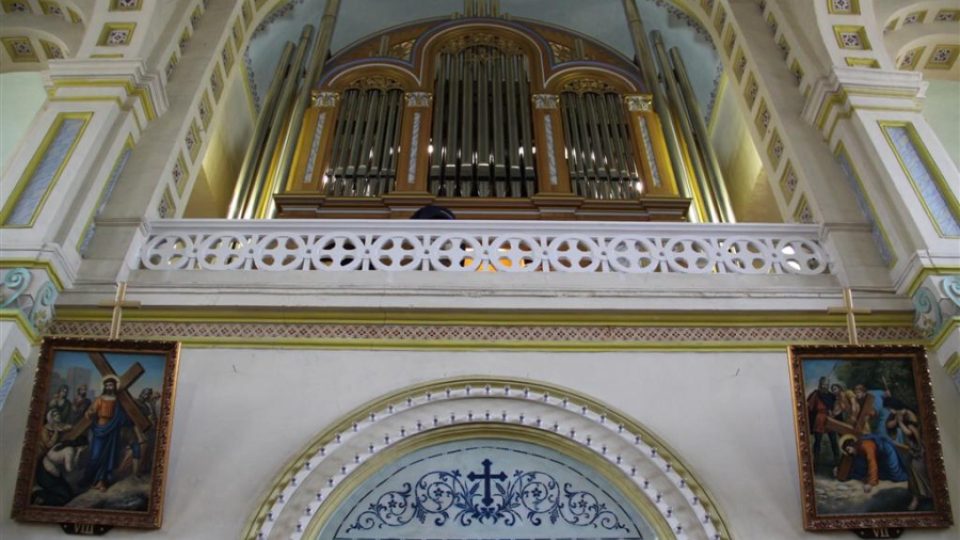 České varhany čínskému kostelu Si-kchaj v Tchien-ťinu sluší