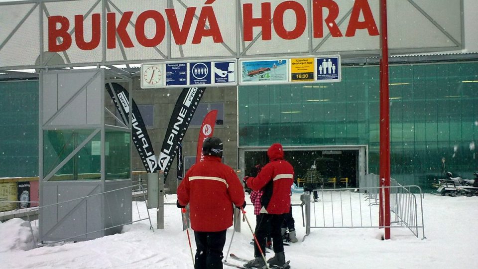 Nový skiareál Červená Voda nedaleko Králíků je součástí Skiregionu Buková hora
