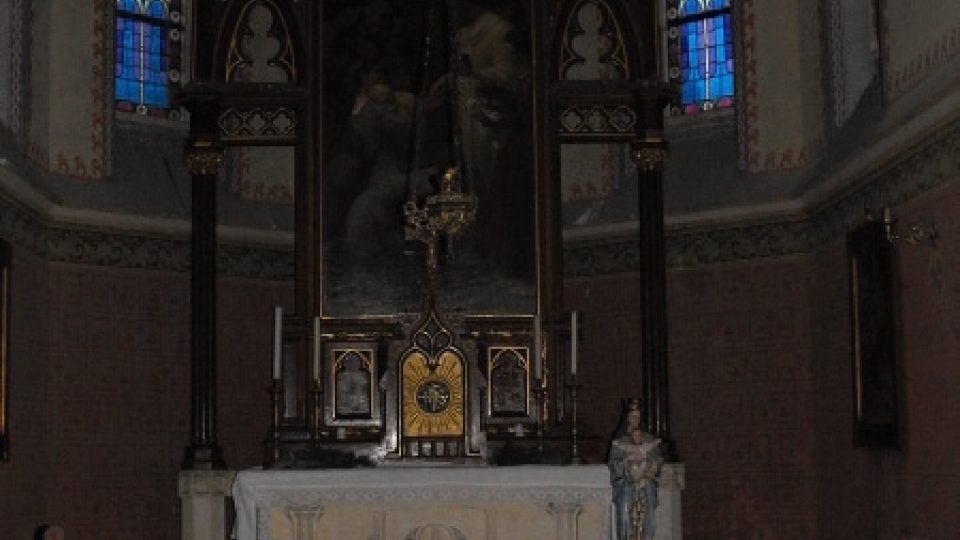 Hlavní oltář s obrazem sv. Vavřince