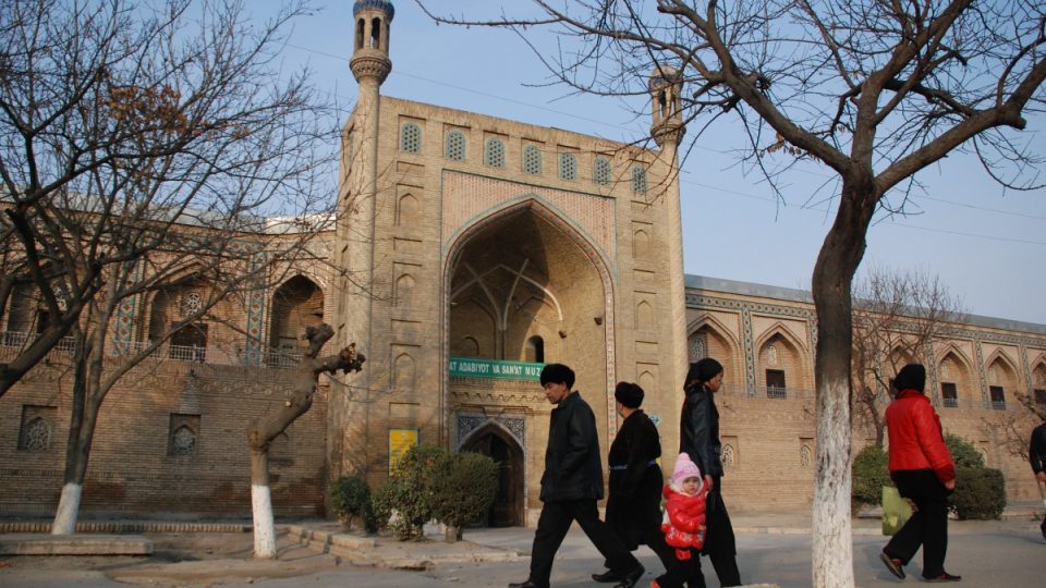 Mešita Jami je obrazem historie nejen Andižanu, ale celé postsovětské střední Asie. Dříve muslimský svatostánek, dnes etnografické muzeum
