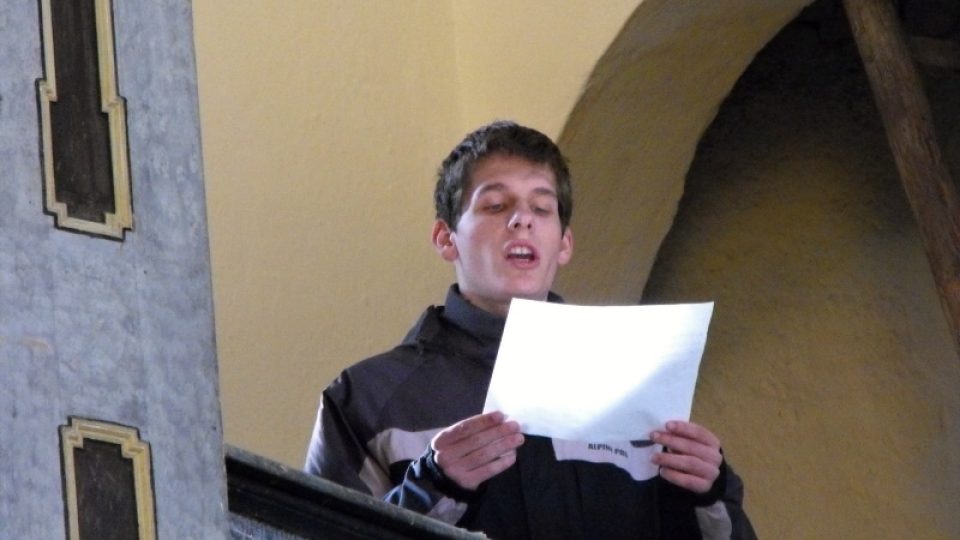 Gregoriánský chorál zpíval Jakub Koś