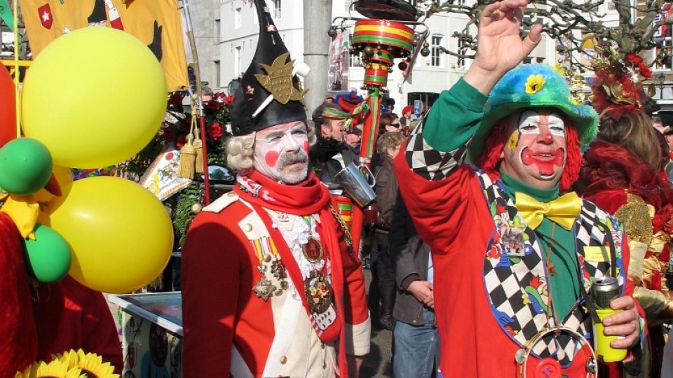 Roztančené ulice a náměstí, pomalované obličeje, barvami hýřící kostýmy. Tak to vypadalo, když nizozemský Maastricht ovládl karneval
