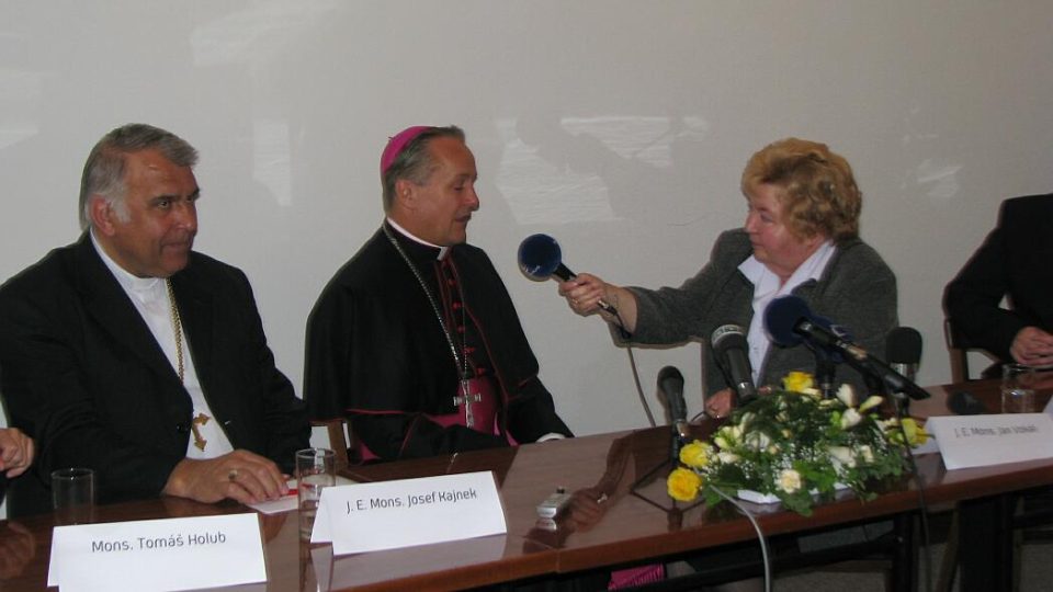 Natáčení rozhovoru se sídelním biskupem Janem Vokálem 