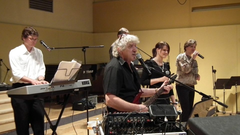 Zdeněk Krásný se svou kapelou ve Studiu 1 Zdeněk Krásný se svou kapelou ve Studiu 1