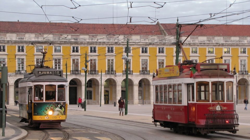 Historické tramvaje patří neodmyslitelně ke koloritu Lisabonu