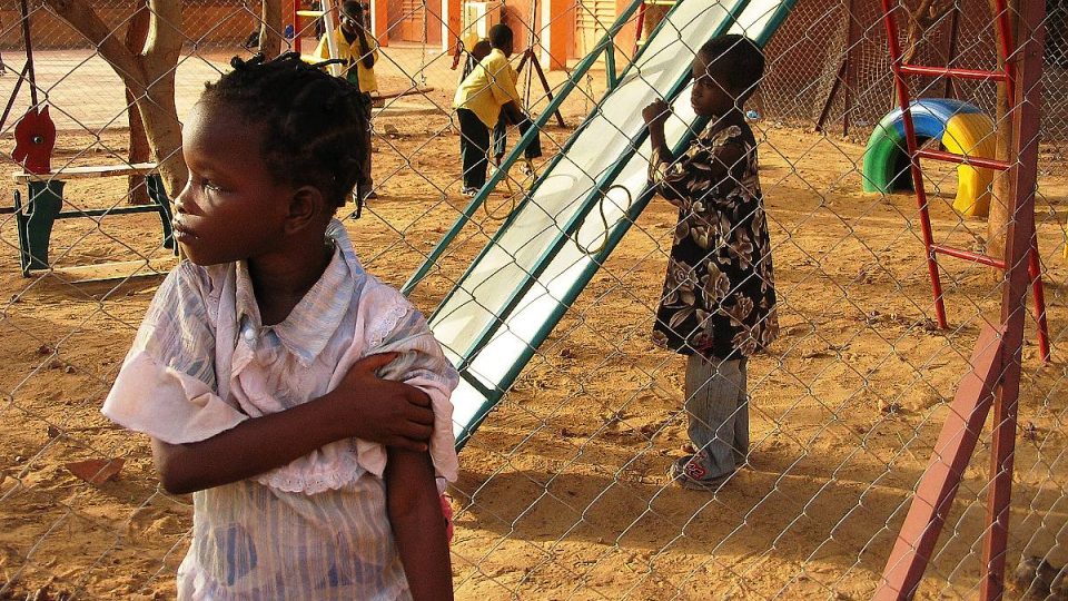 Do školy pro nevidomé přicházejí děti dokonce i z těch nejchudších částí Burkiny Faso
