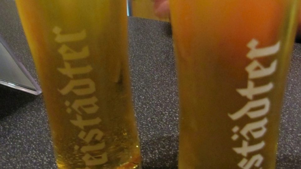 Freistadské pivo chutná jako silnější česká dvanáctka. A má úspěch